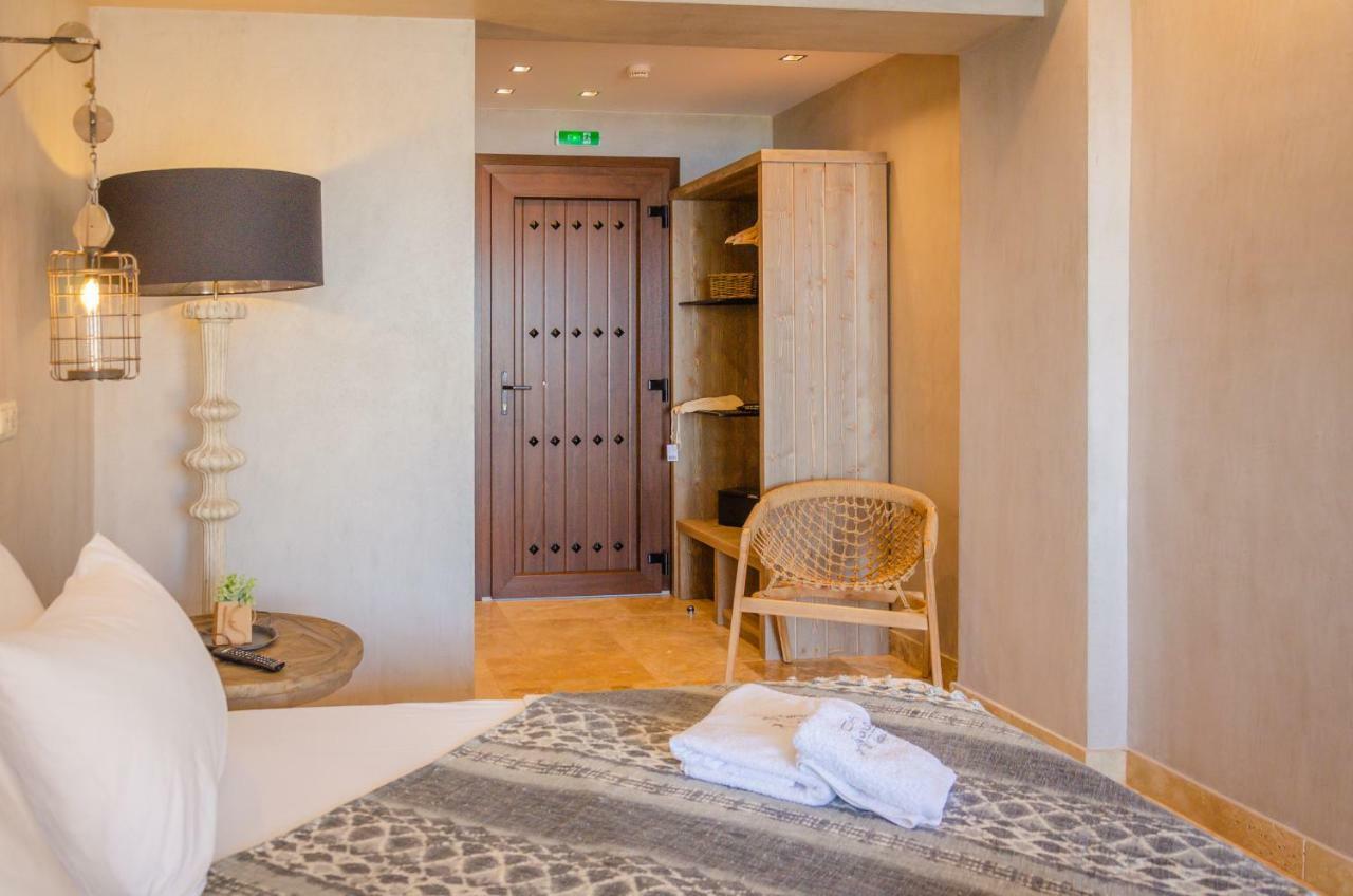 Agorastos Hotel Koinira Buitenkant foto